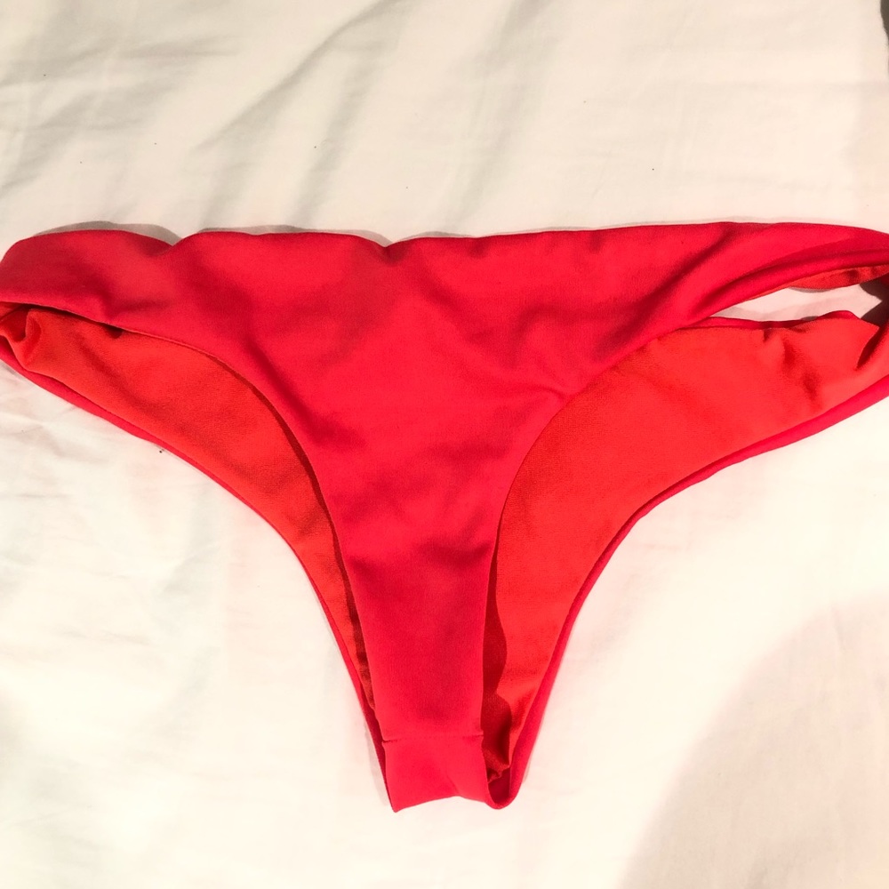 Billabong swim bottoms